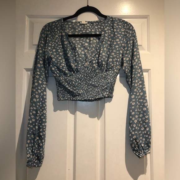 BNWOT Garage Blue Floral Long Sleeve Blouse - XS - Picture 10 of 10